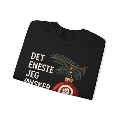 Crewneck Sweatshirt — Danish Feminist Christmas Design: “Det eneste jeg ønsker mig til jul er ligestilling”