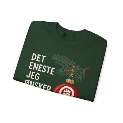 Crewneck Sweatshirt — Danish Feminist Christmas Design: “Det eneste jeg ønsker mig til jul er ligestilling”