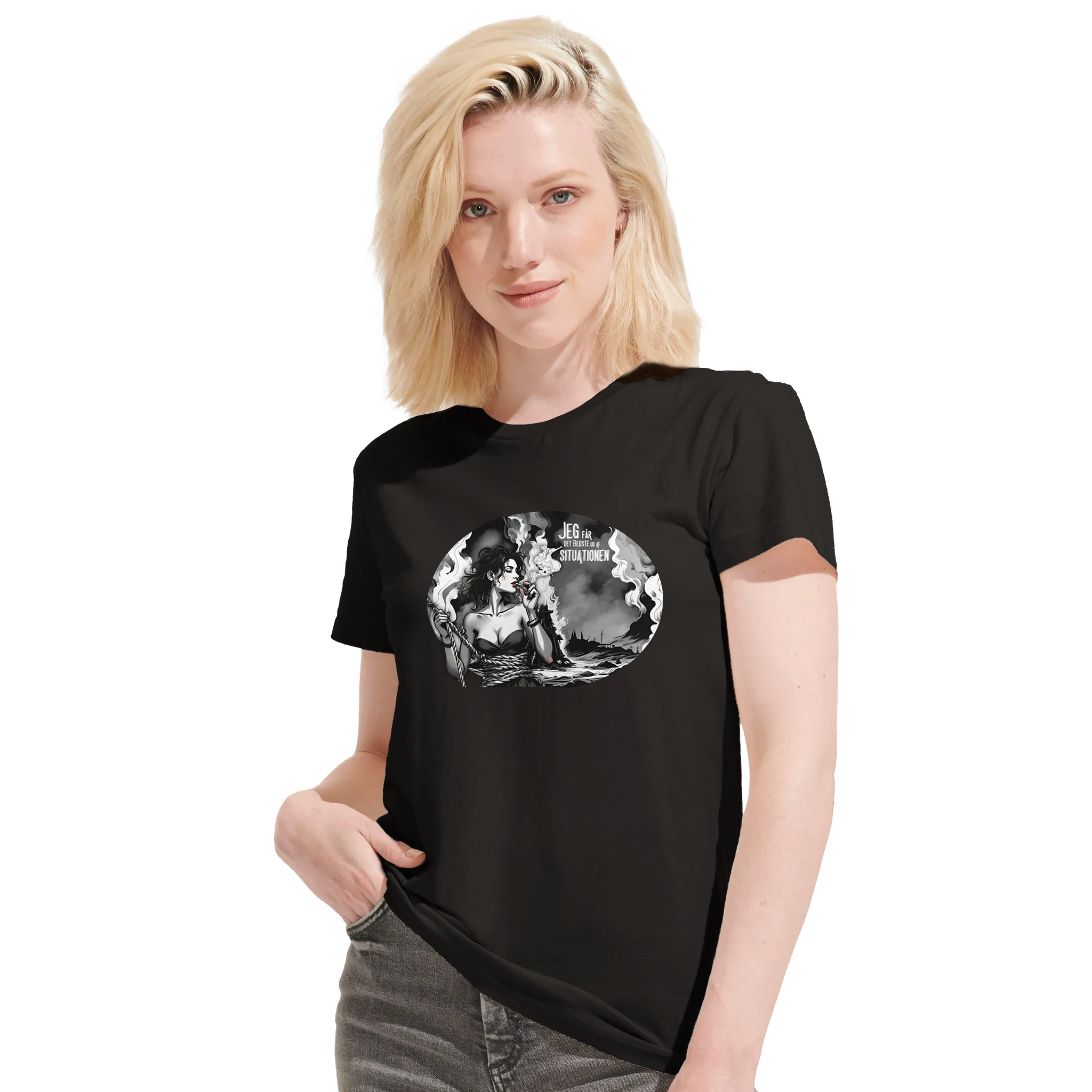 Løstsiddende t-shirt i genbrugsbomuld for at maksimere situationen